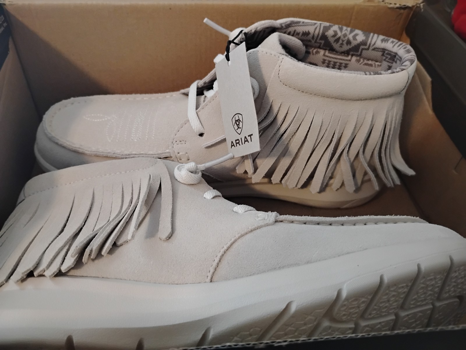 Ariat Hilo Womens Shoes Sz 8.5 Hilo High Top Moccasin Style Fringe Casual Shoes
