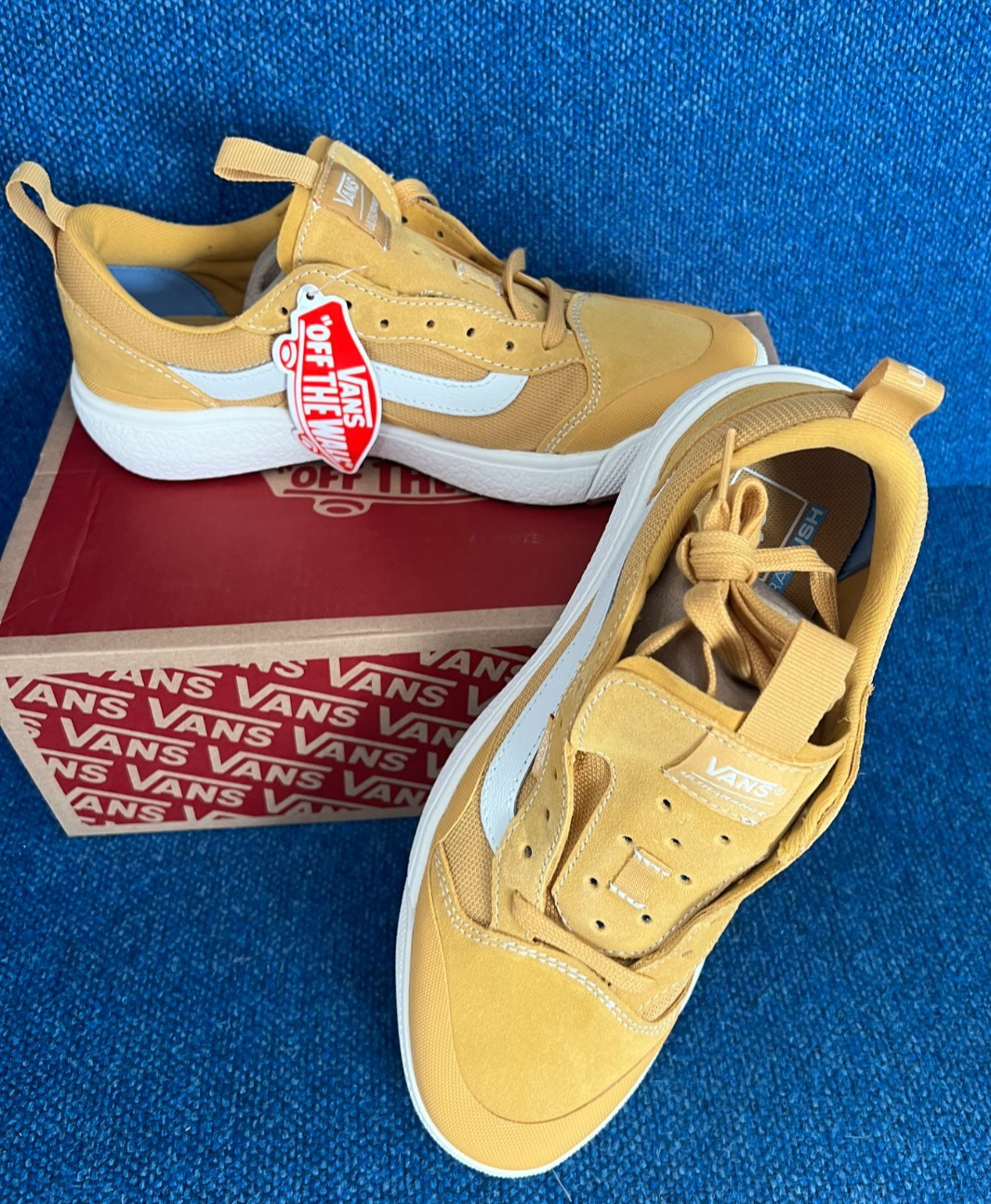 Vans UltraRange EXO SE Skate Shoe ~ Honey Gold Marshmallow ~ Women 8.5 ~ Men 7