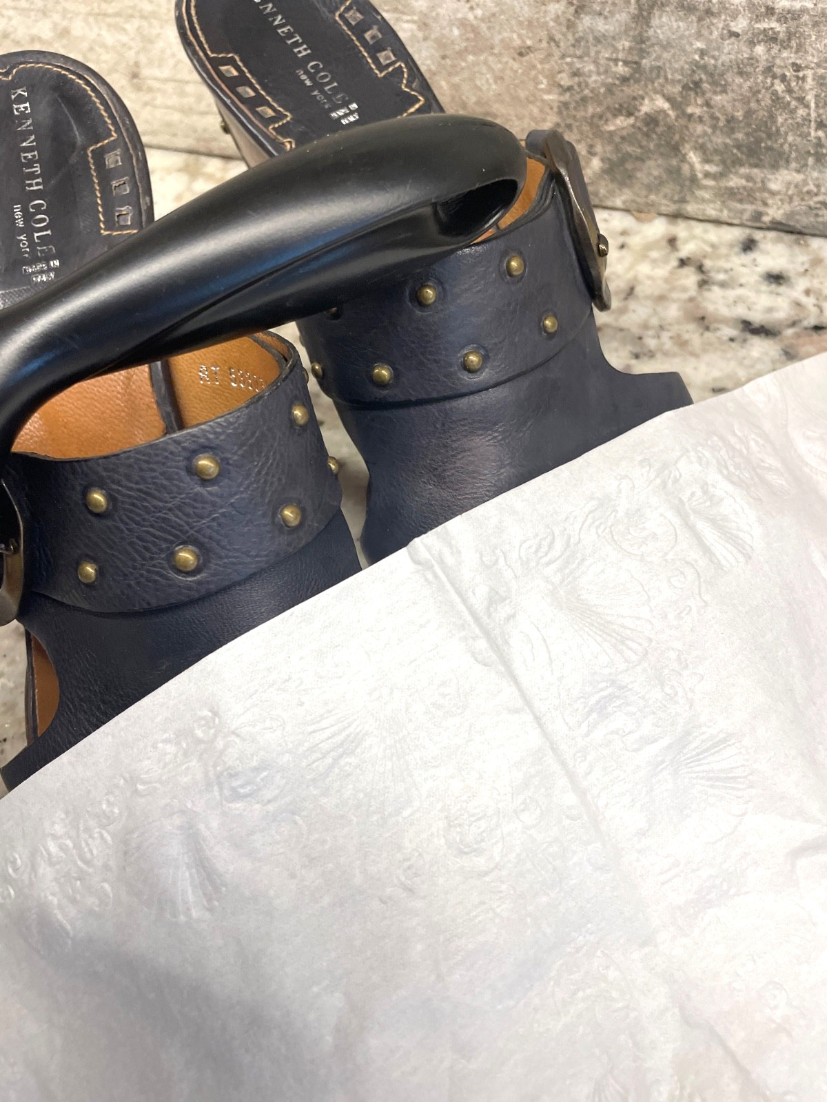 Vintage Kenneth Cole Black Charcoal Gray High Heel Mule Slide Sandals 8 EUC RARE