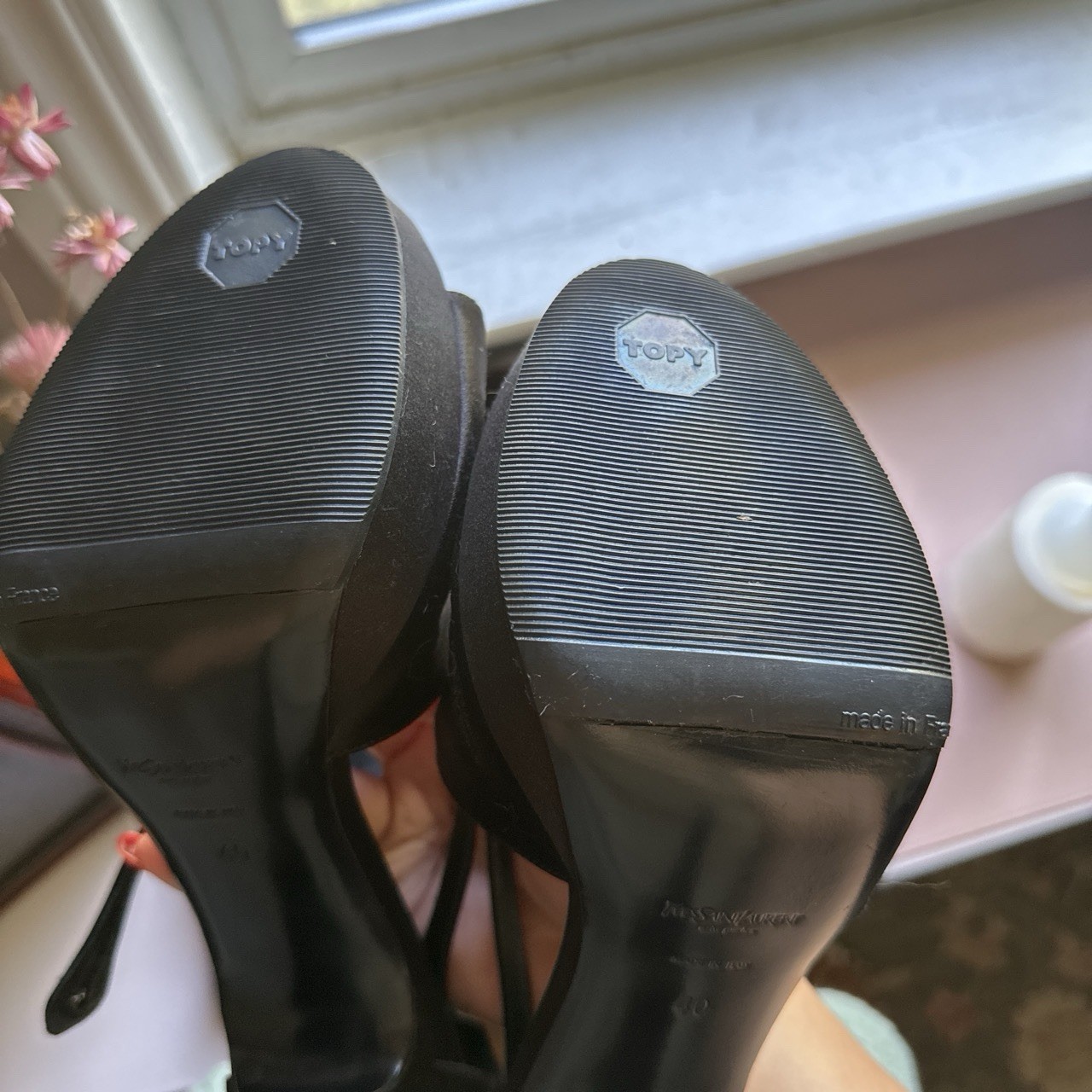 Yves Saint Laurent （YSL）Black Satin Platform Peep Toe Heels EU40 Excellent Italy