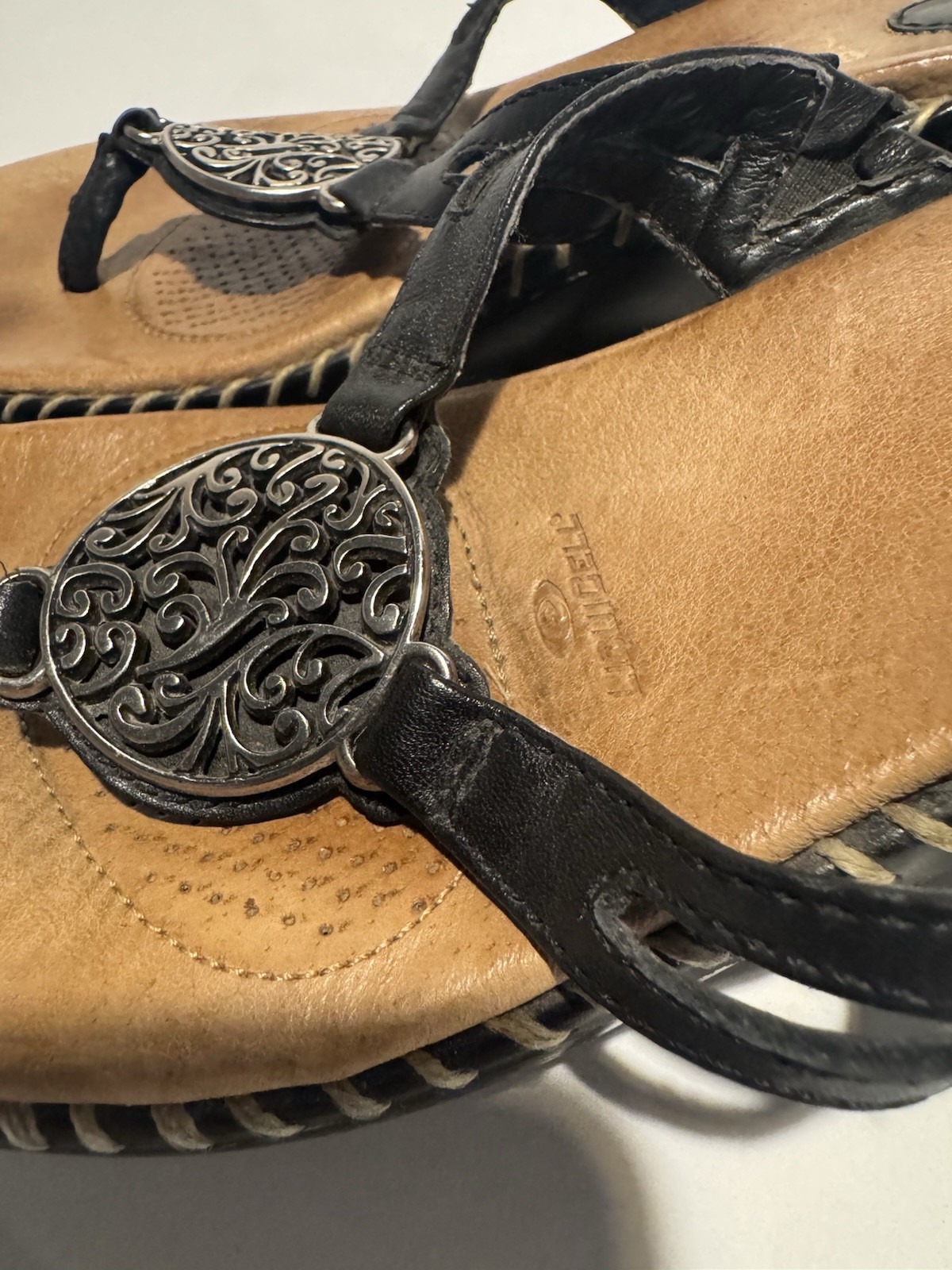 Minnetonka Leather Cushioned Slide On Western Wedge Sandal Size 10Silver Buckles