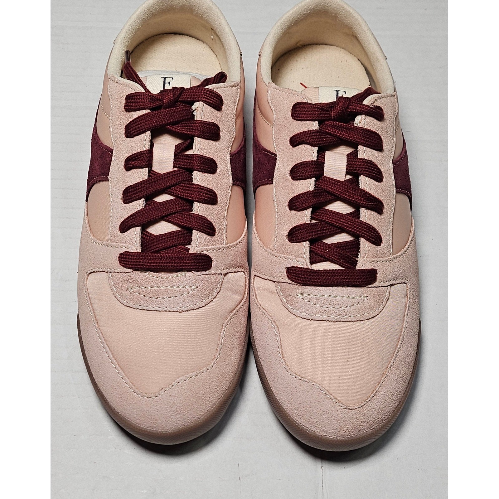 ED Ellen DeGeneres Ellert Peony Pink Suede Low Top Sneakers Size 6.5