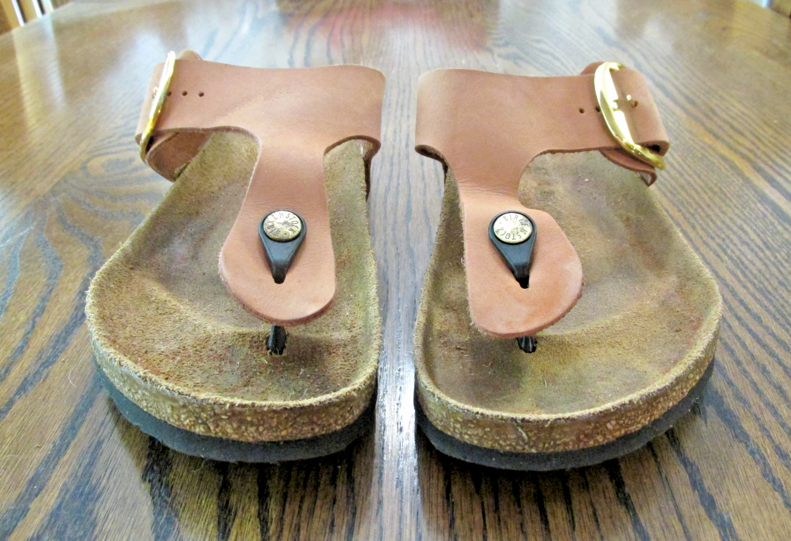 WOMENS BIRKENSTOCK TAN LEATHER BIG BUCKLE GIZEH SANDALS 41 10-10.5 M NICE!
