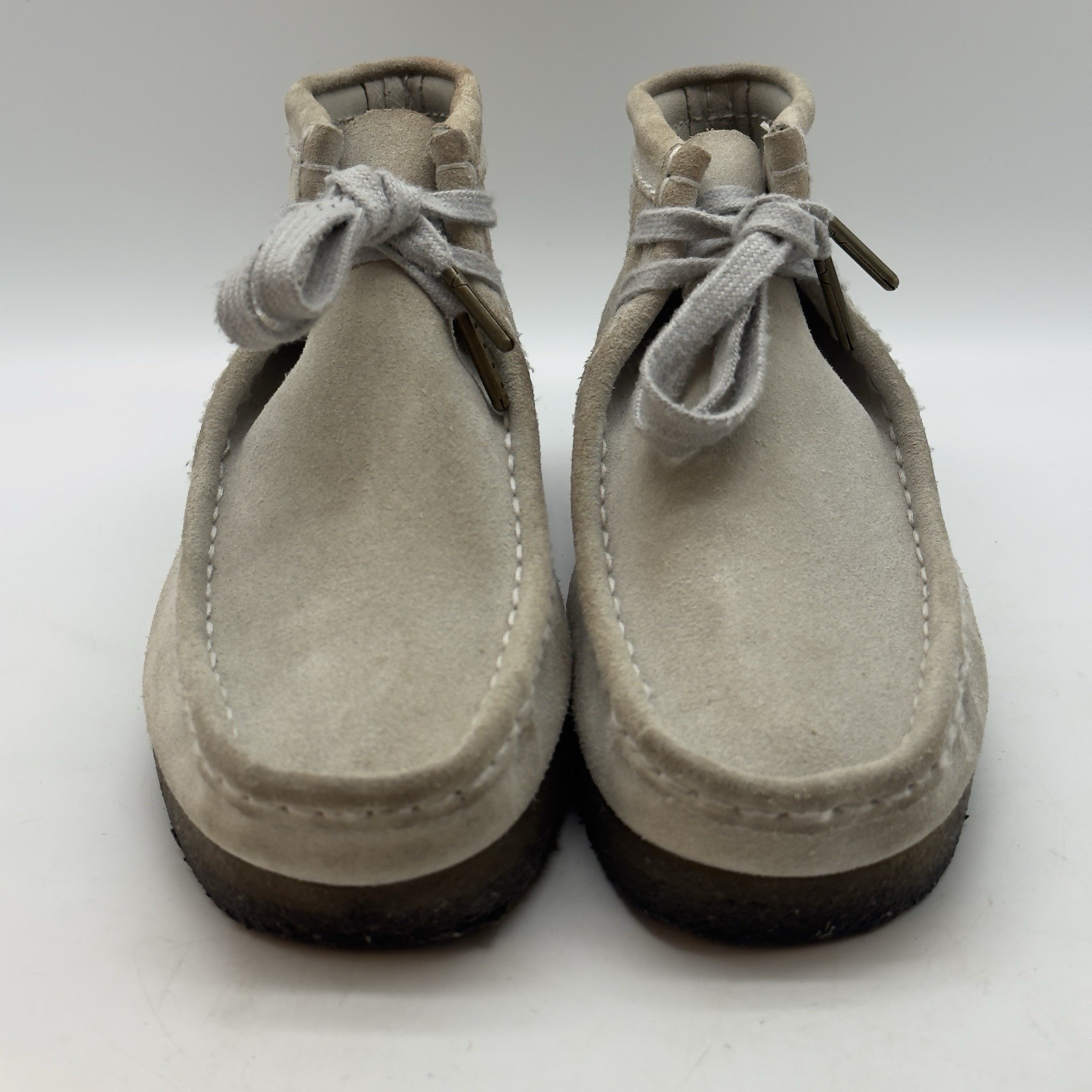 Clarks Originals Wallabee Chukka Boots Women’s 7.5M Beige Suede Leather Desert
