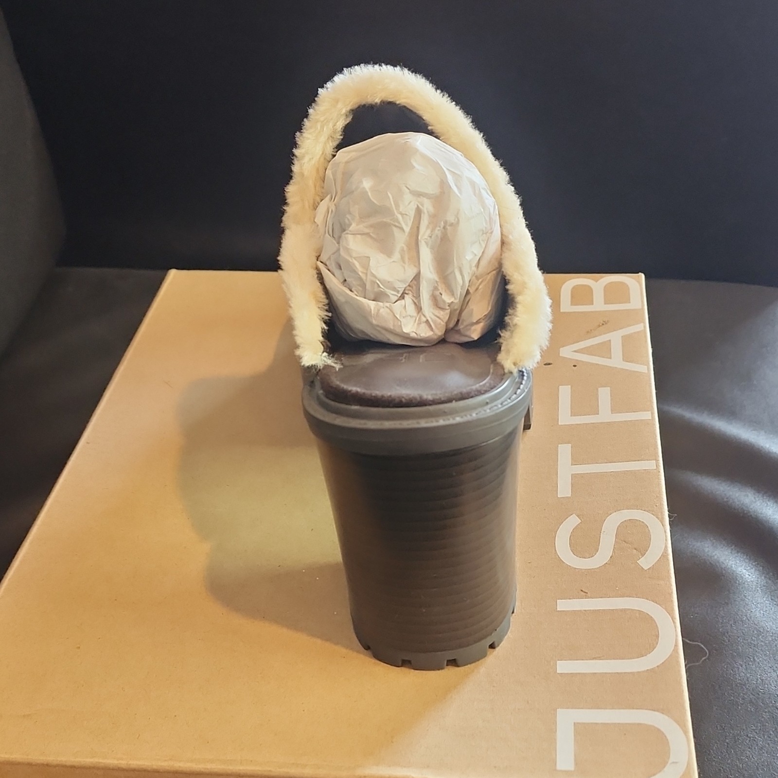JustFab Brown Faux Suede Mule Heels Faux Fur Trim Block Heel Slip On 7