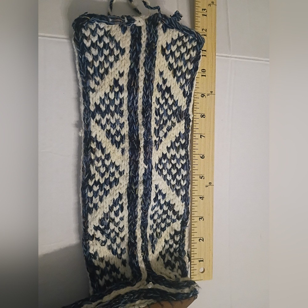 Unisex Knit 70% Wool Boot Sock Slippers Blue And Cream Sz 10