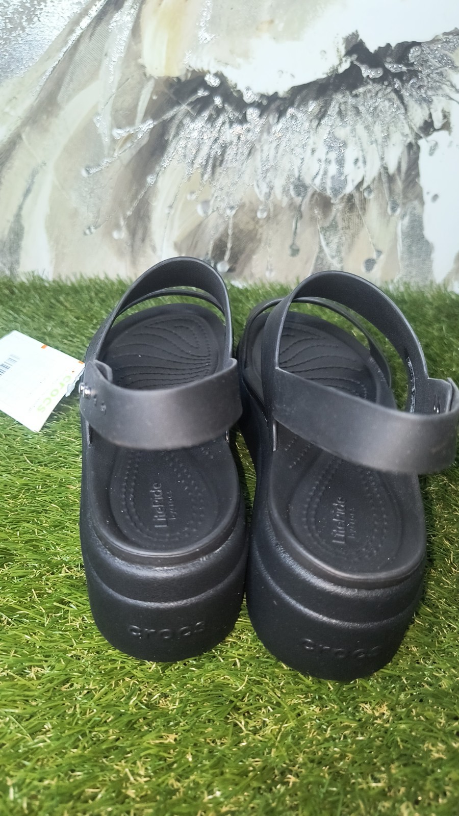 Crocs Black Brooklyn Low Wedge Platform Sandals Cushioned Women’s US 6