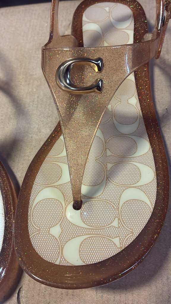 Coach C3067 Women’s Natalee Jelly Dark Gold Sandals size 7 see photo