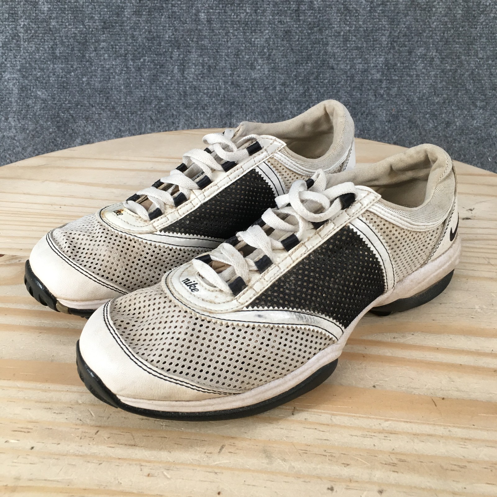 Vintage Nike Shoes Womens 6.5 Air Channel Tac Sneakers 335942-101 Black White
