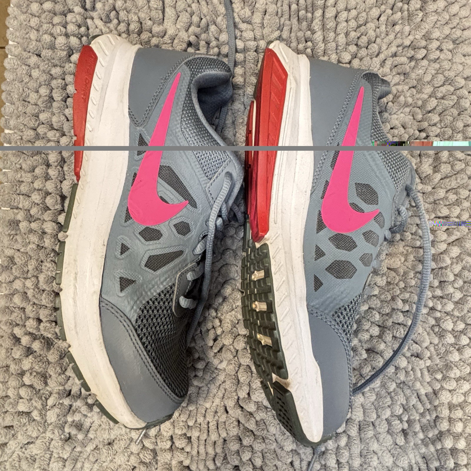 Nike Dart XI Women’s Running Shoes Size 8.5 M, Gray/White, Pink Logo