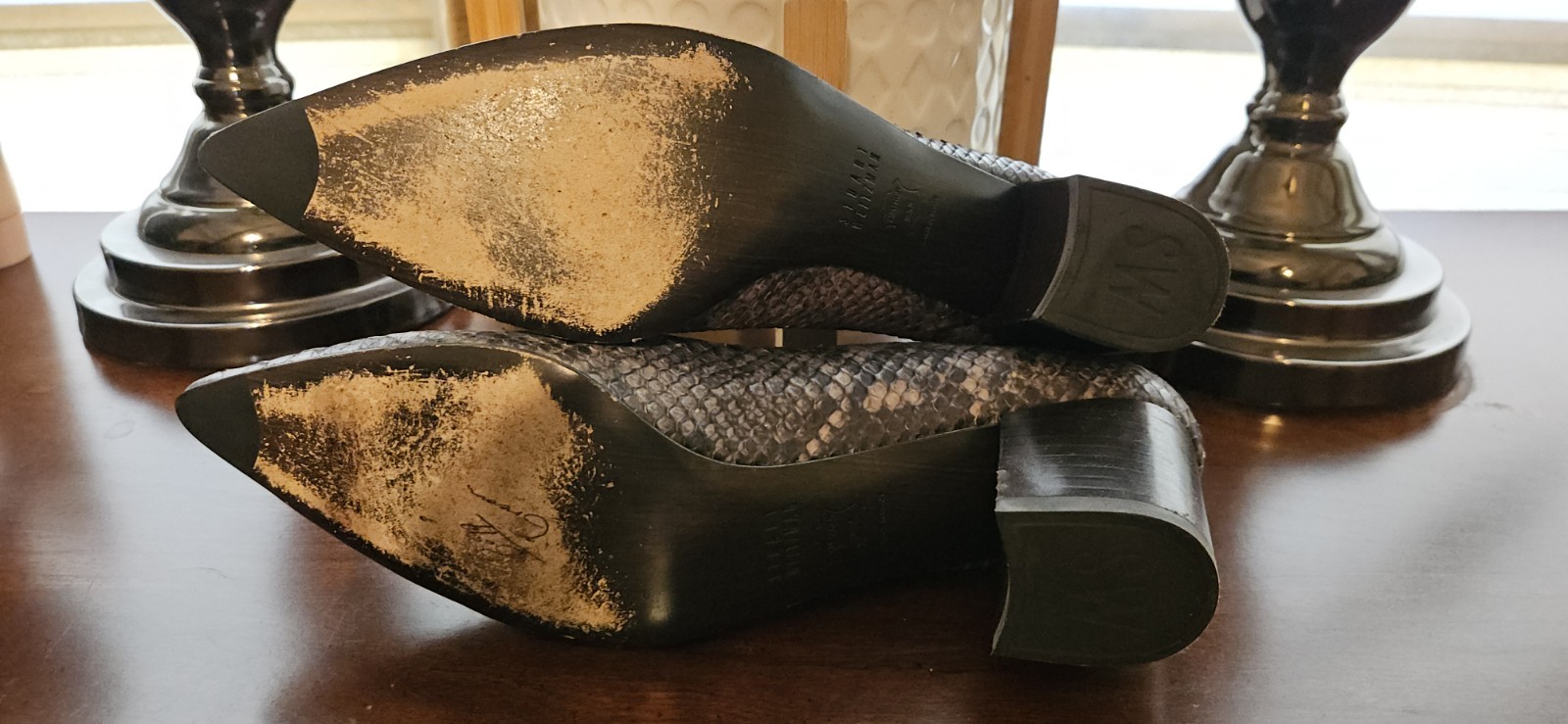 Stuart Weitzman Women’s Snake skin Block Heel Pump Grey And Black Size 8.5 SS