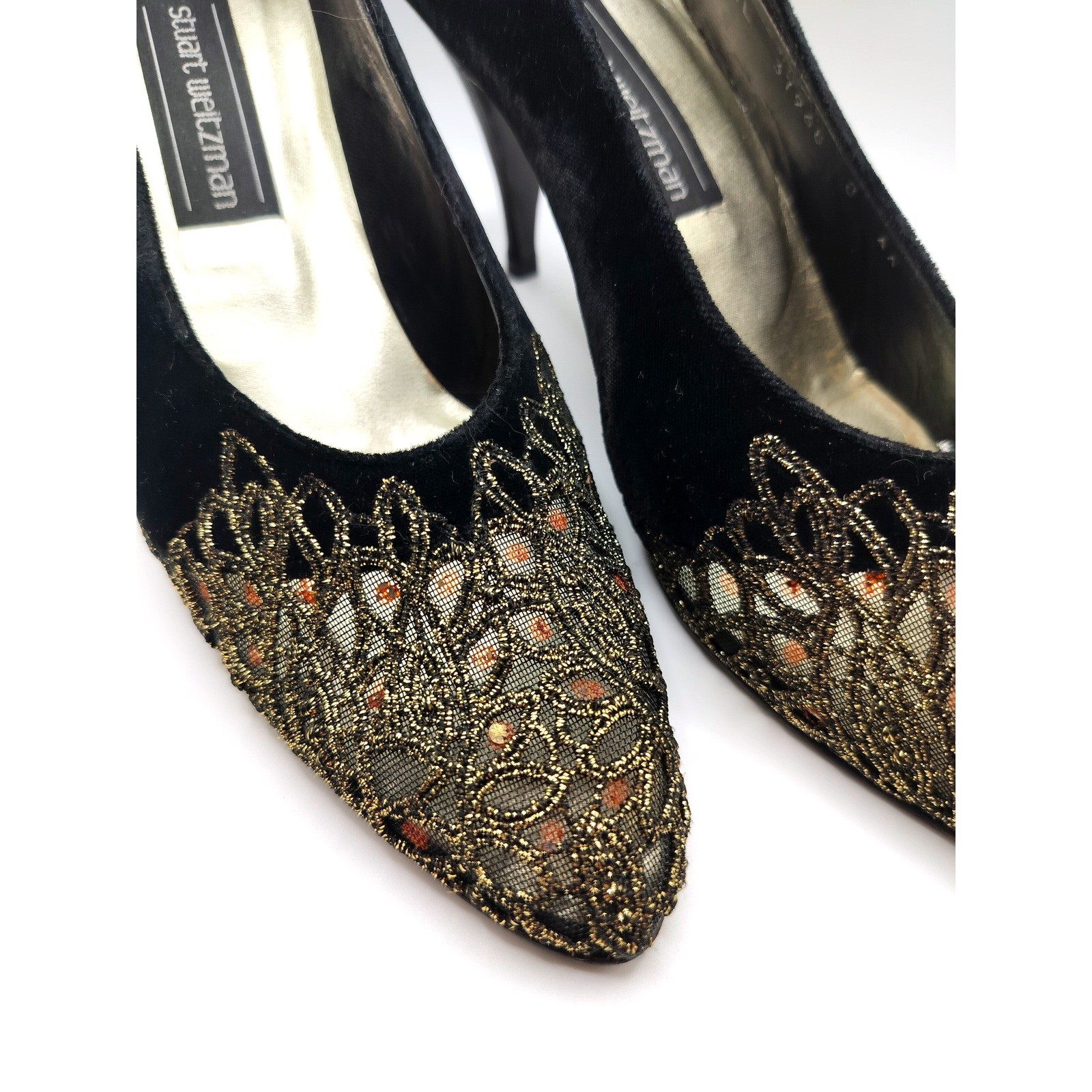 Stuart Weitzman Velvet Gold Lace Pointed Toe Heels Womens 8 AA Black Metallic
