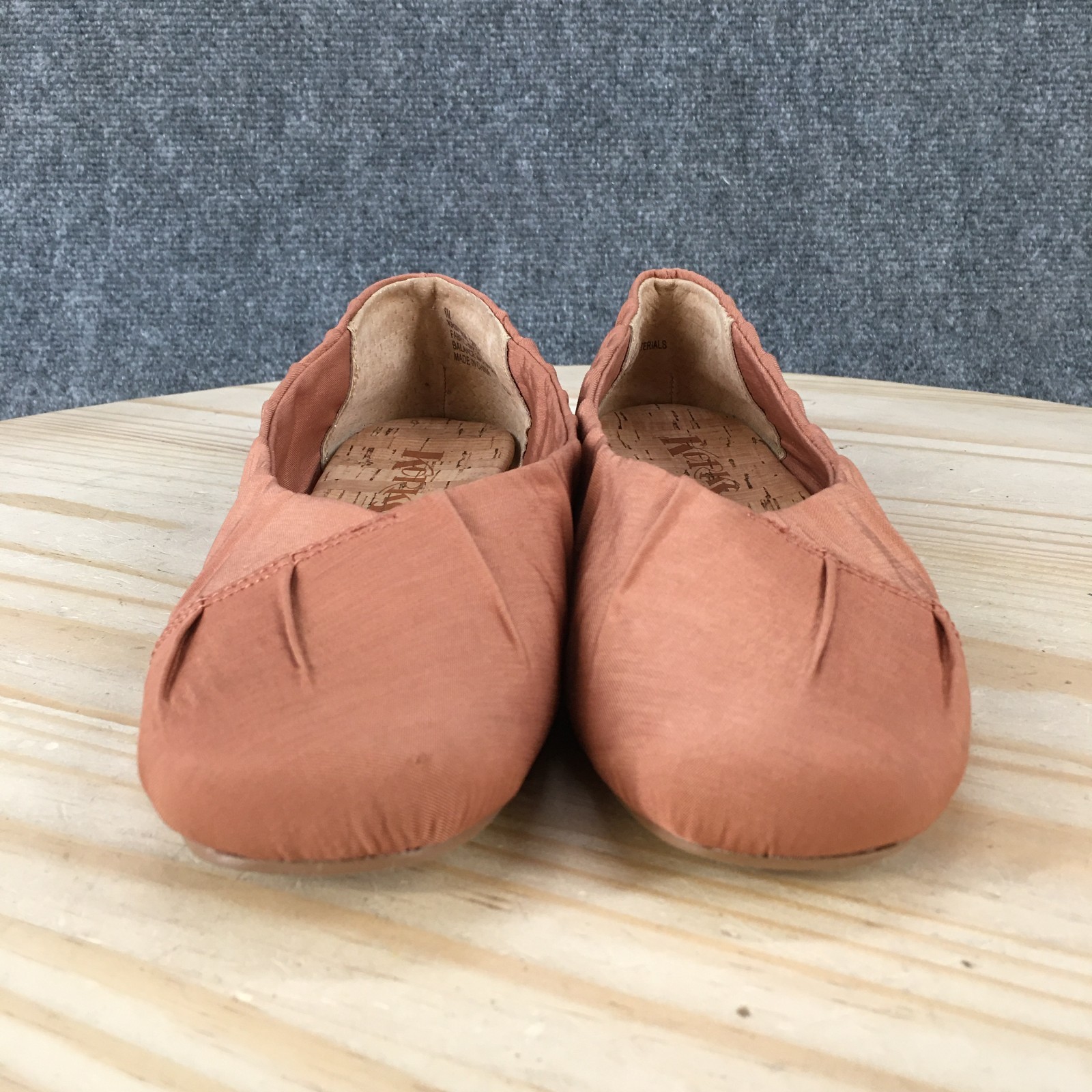 Korks Shoes Womens 6 M Palmer Casual Slip On Pleated Ballet Flats Orange Fabric