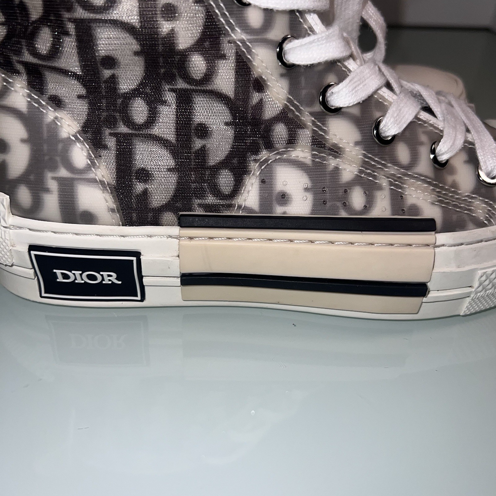 Christian Dior B23 High Top Women’s Designer Sneaker 37 Size 7