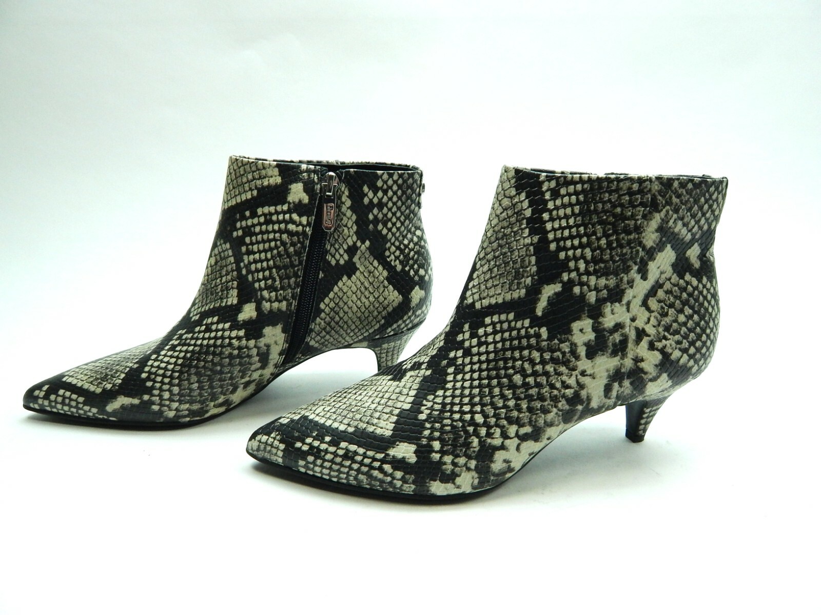 CIRCUS WOMEN’S KIRBY POINTED CASHMERE BOOTS SIZE 5