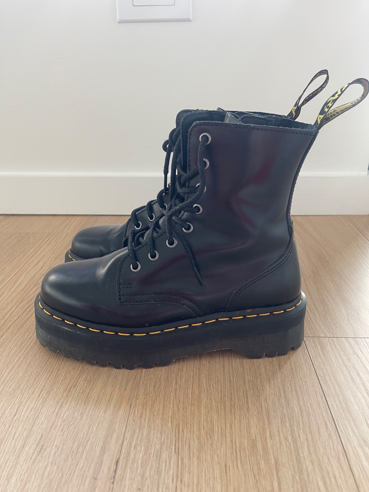 Dr. Martens Jadon Platform Boots Black Leather Women’s US 7 Excellent