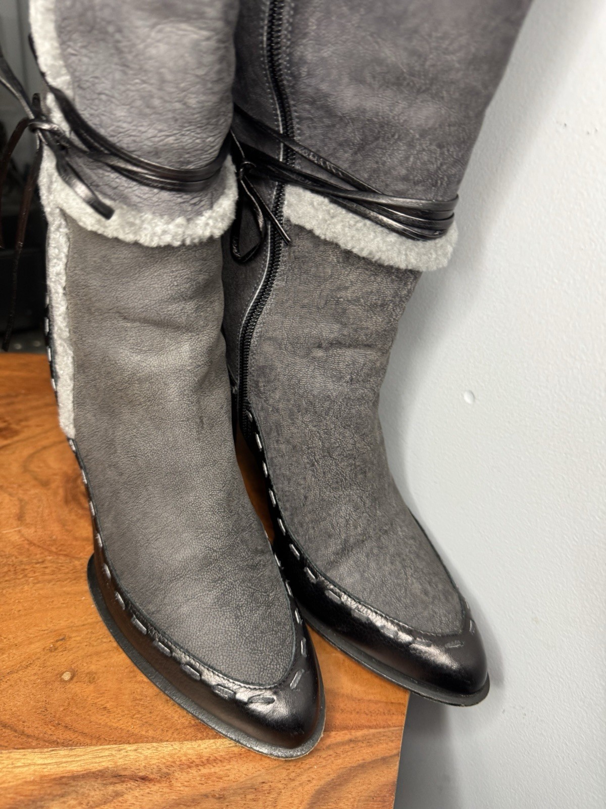 Michelle K High Heel Tall Leather Boots Black Gray Size 8