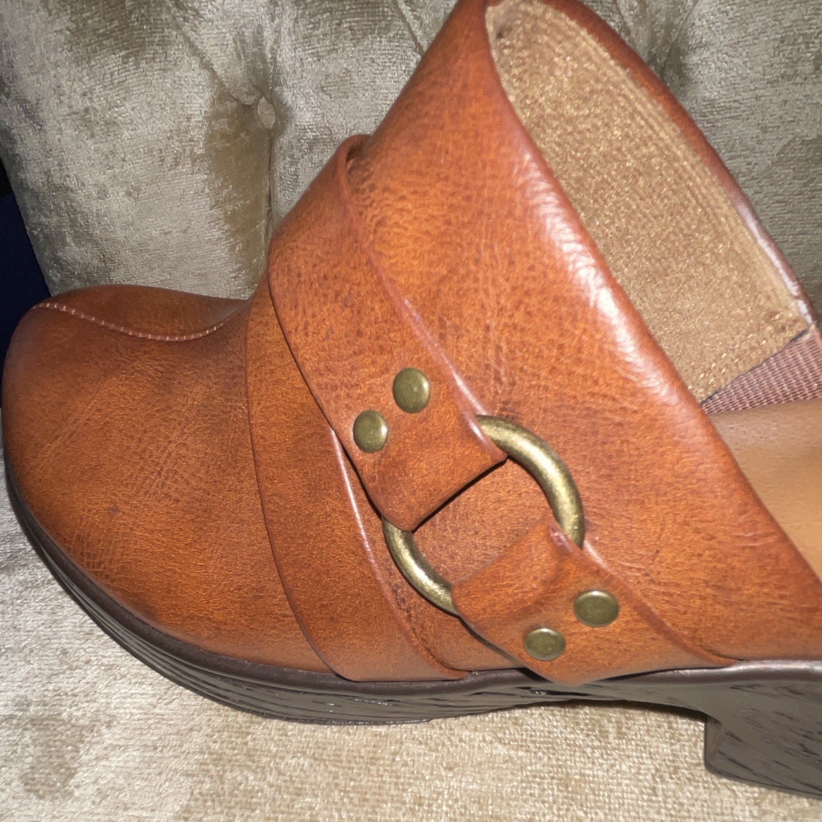 b.o.c Womens Brown Faux Leather Round Toe Slip-On Buckle Mule Heels 9.5