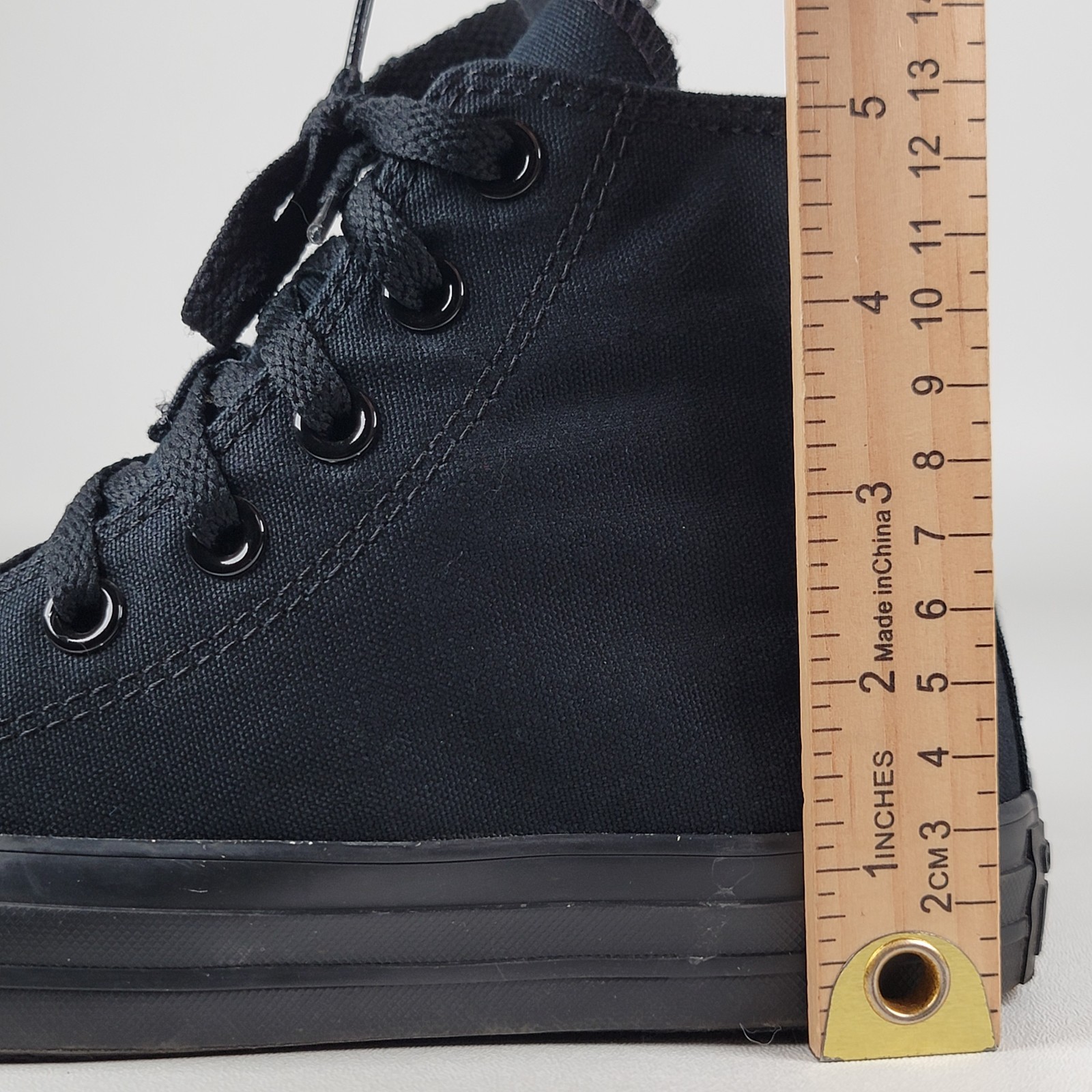 Converse Unisex Chuck Taylors All Star High Top Black Shoes Mens Size 4 Womens 6