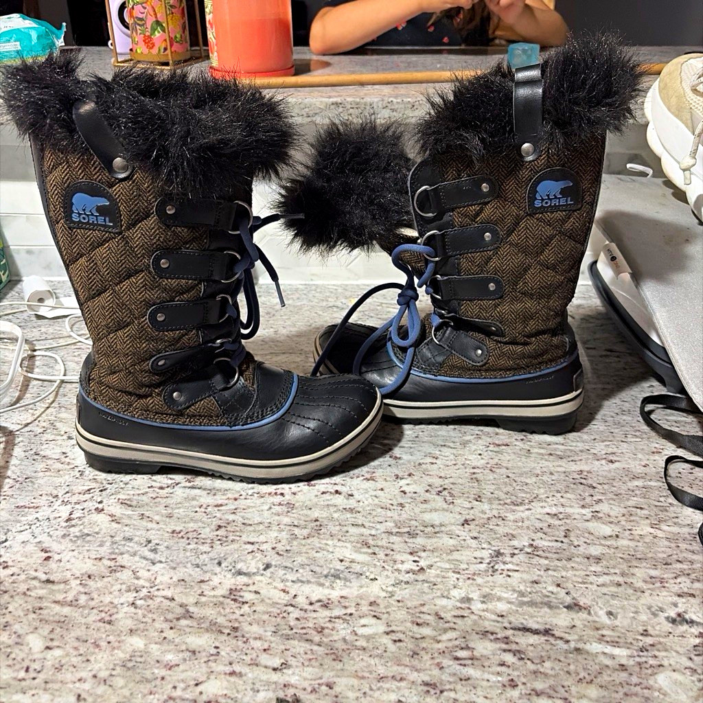 Sorel Waterproof Fur Trim Mid-Calf Snow Boots Brown/Black Lace Up US 6 EU 37