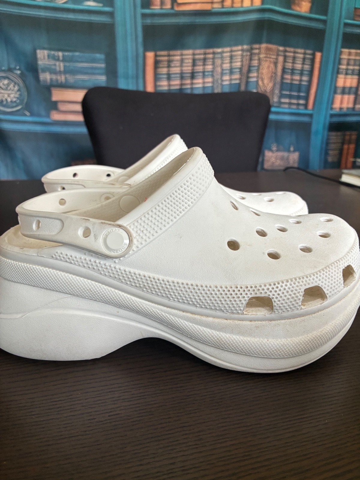 womens crocs wedge sandals size 8