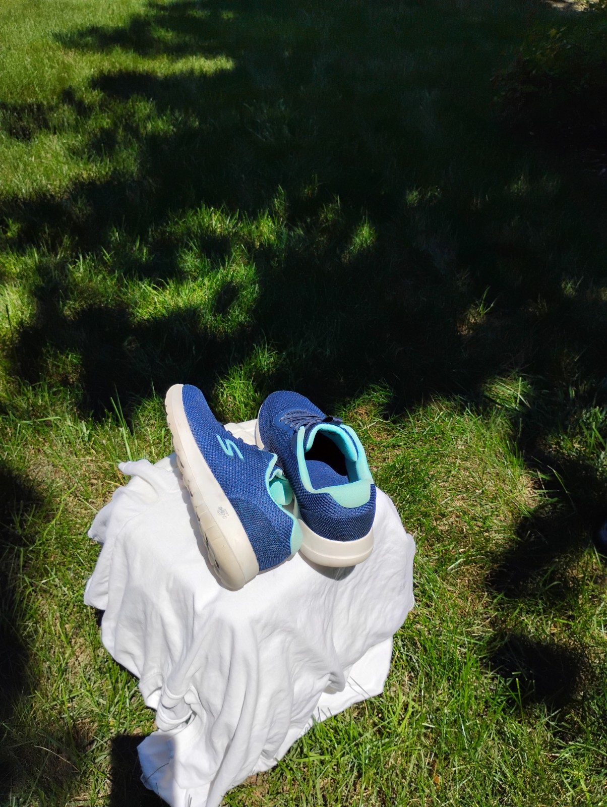 Skechers NVAQ Designed In Los Angeles