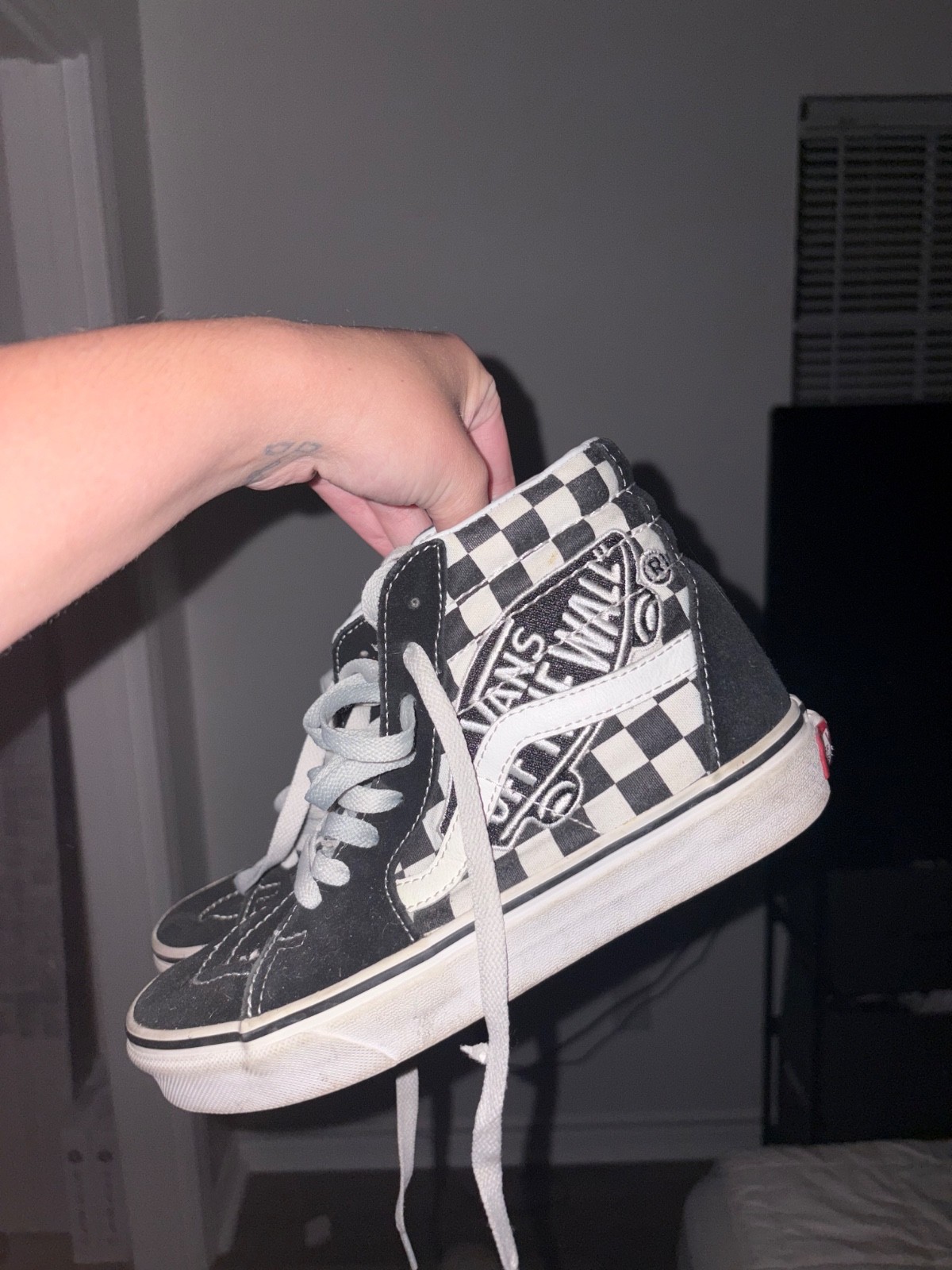 hightop old skool vans size 4.5 men/6 women
