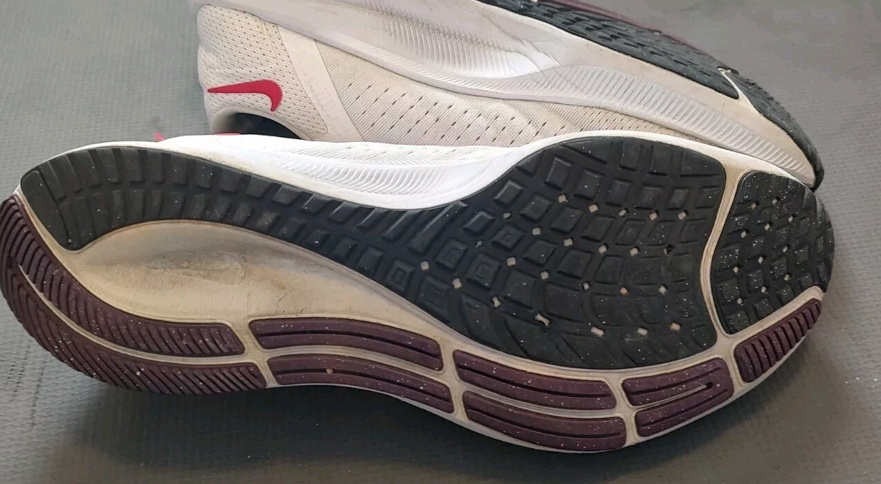 Size 10.5 – Nike Air Zoom Pegasus 38 White Mystic Hibiscus W *see description*
