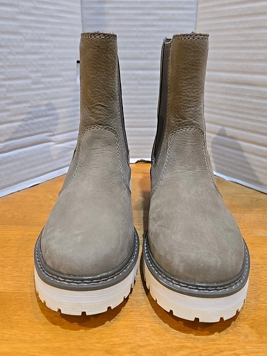 L.L.Bean Women’s Camden Hill Chelsea Boot 7M Maine Suede Slip-On NWT Preppy