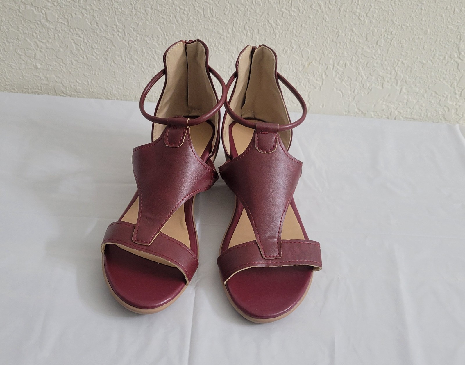 Mallory Wedge Open Toe Sandals – Burgundy- Size 8 – Brand New