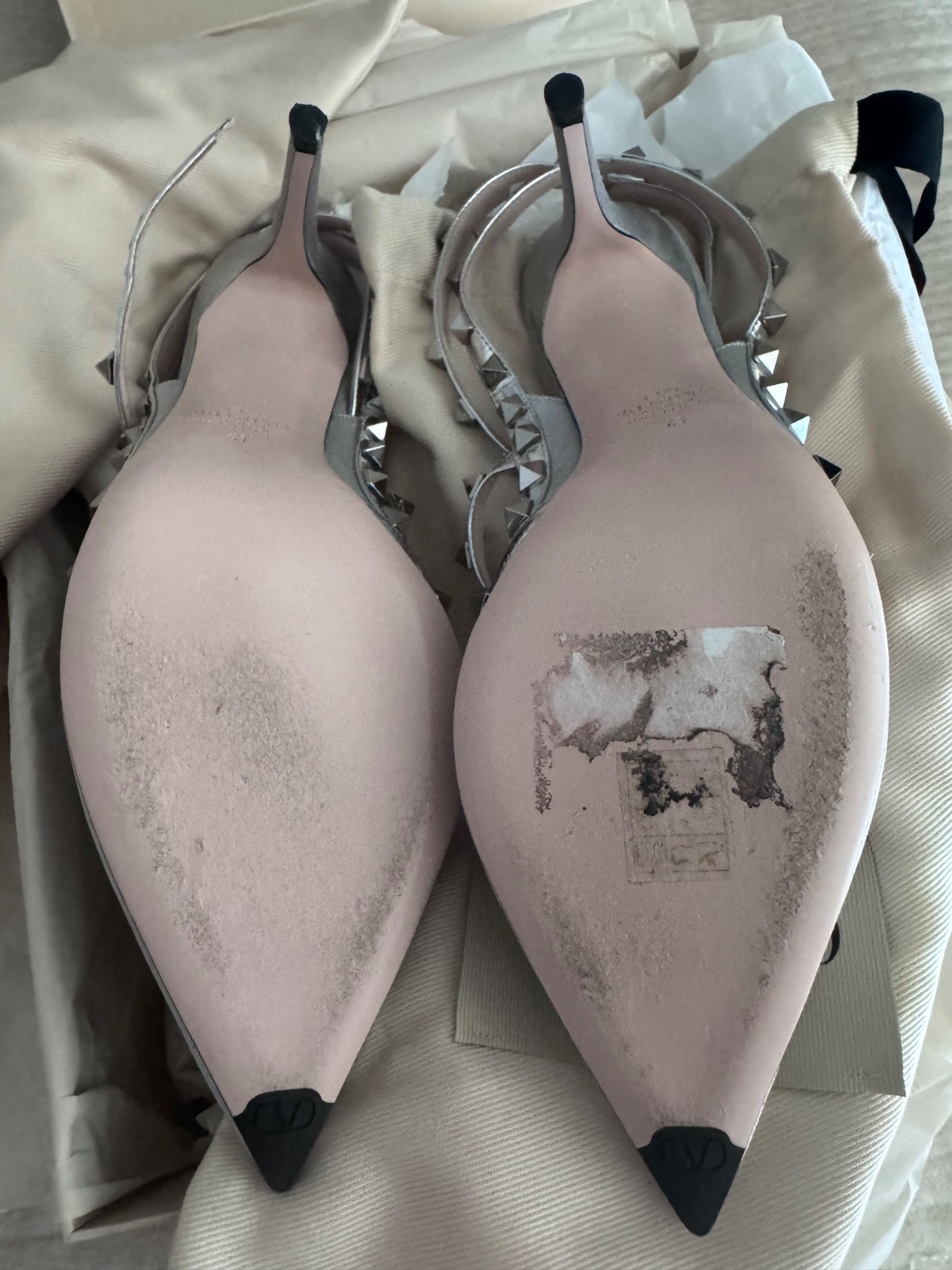 Valentino Garavani Rockstud 100 leather-trimmed glitter pumps