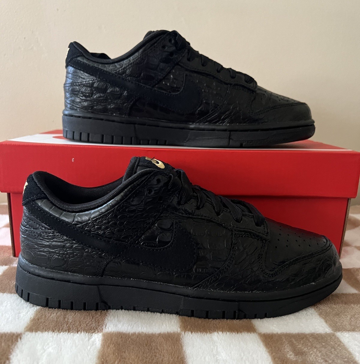 Nike Dunk Low SS Sneakers Black Croc/Metallic Gold HV4388-001 Women’s 8 BNIB
