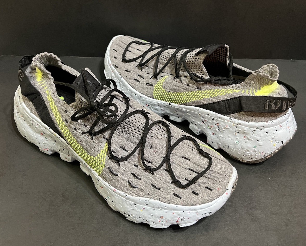 Sz 13 – NIKE WMNS SPACE HIPPIE 04 ‘THIS is TRASH-VOLT’ GRAY BLK VOLT NEW