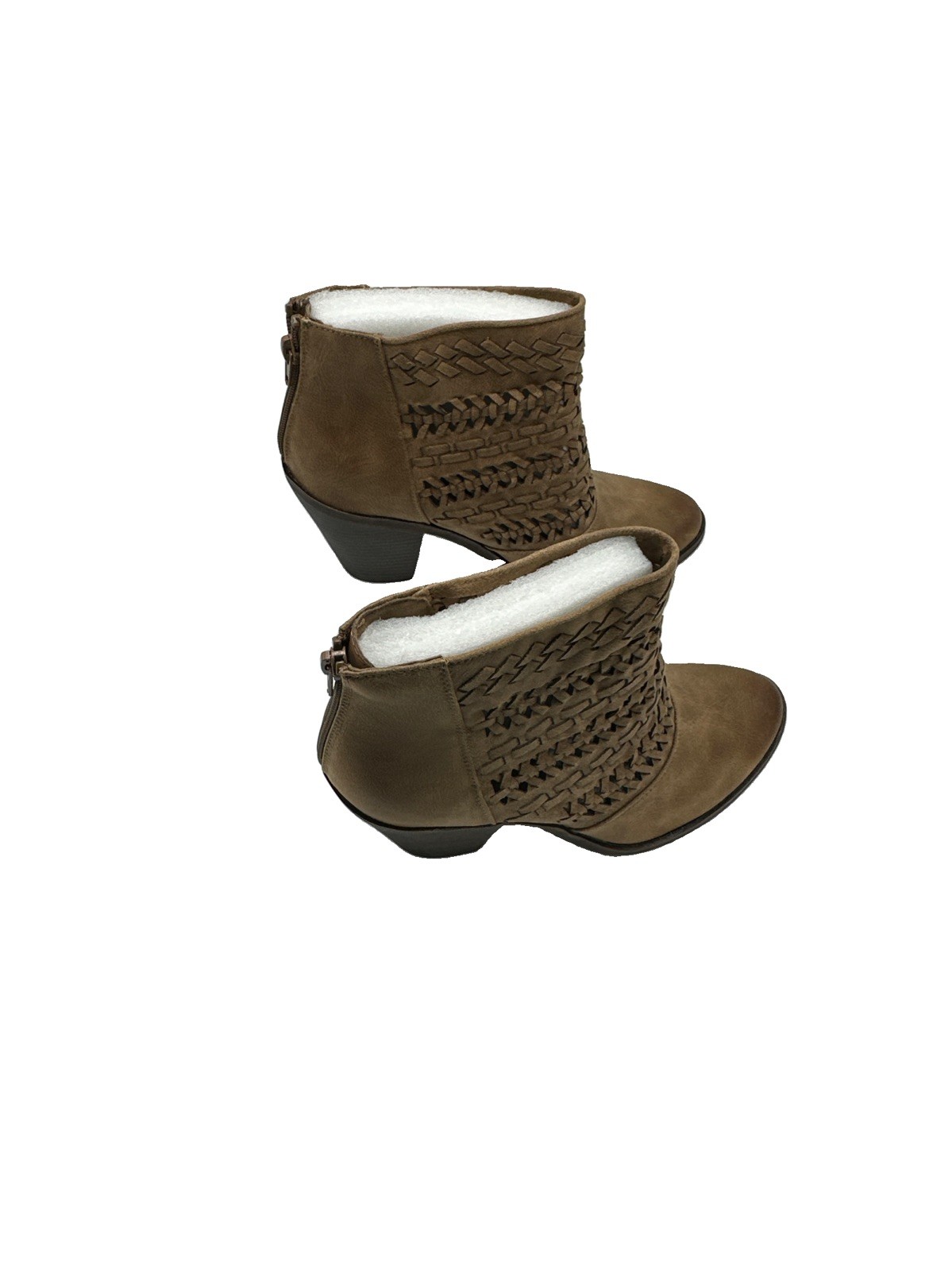 Fergalicious by Fergie Wanderer Ankle Boots sand color 11M