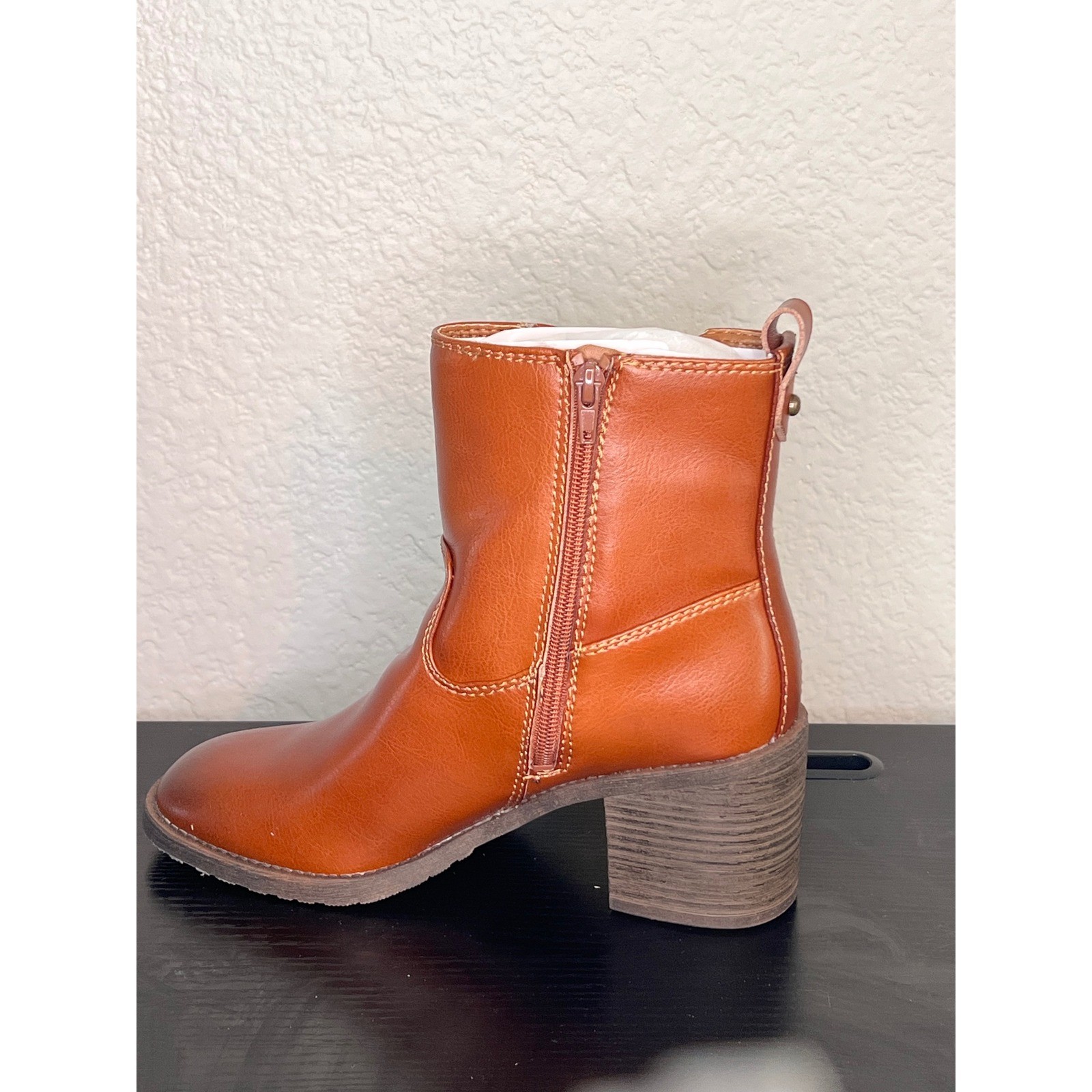 Zodiac ankle Boots Block Heel Side Zip Cognac Brown Leather New size 8.5