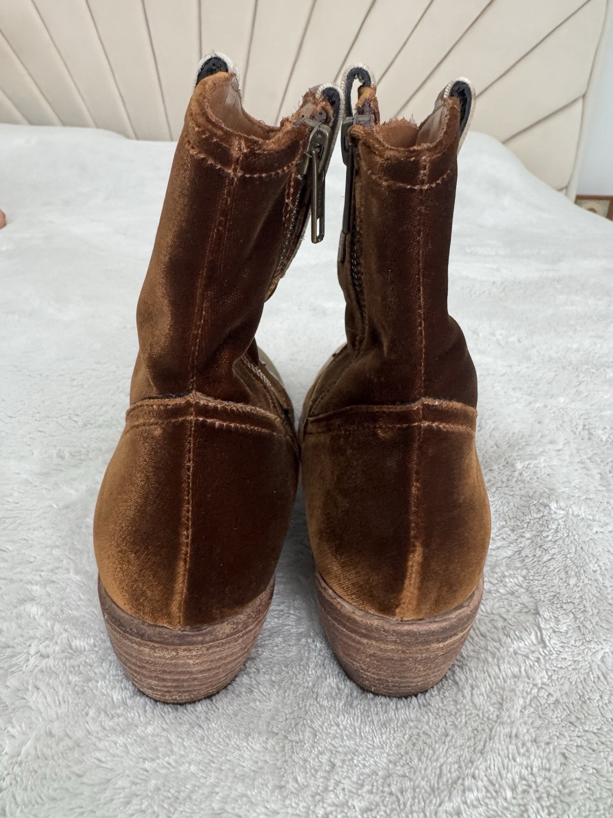 Vero Cuoio Madison Maison by King Tariufoli Velvet Ankle Boots Womens 40