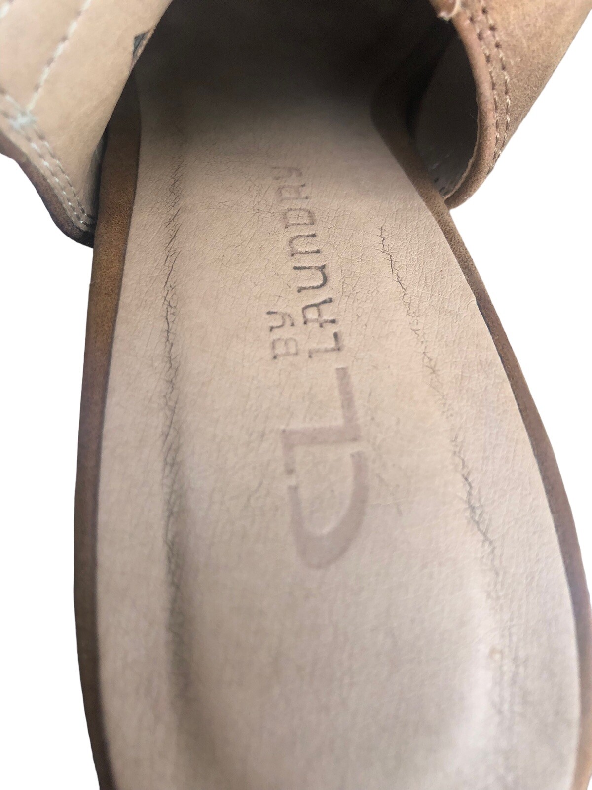 CL by Laundry 3.5” Heeled slip on stretch heel band open toe sandals 8.0M