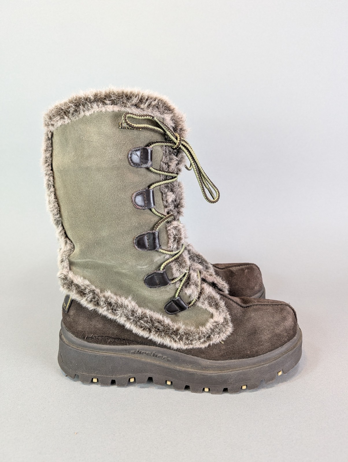 Vintage Y2K Skechers Size 9 Frolic Suede Winter boots Faux Fur Lined Suede Brown