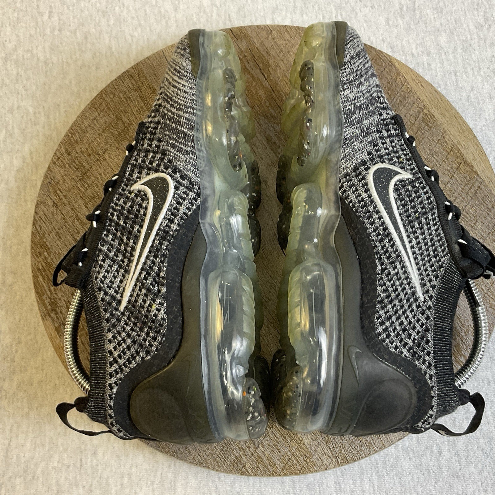 Nike Air Vapormax Sneakers Women’s 7.5 FlyKnit Running Sports Classic DH4088-003