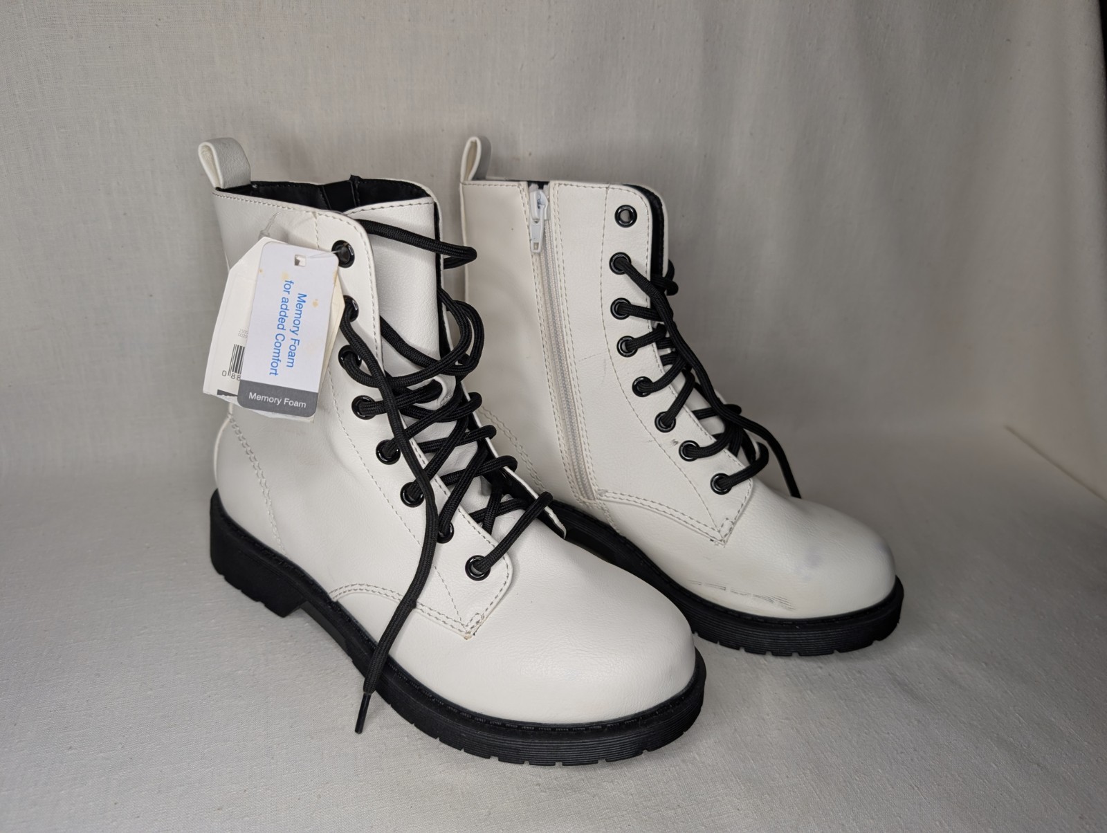 Size 6 Time And Tru White Combat Boots, Lace Up & Side Zip Ankle Booties, Clean!