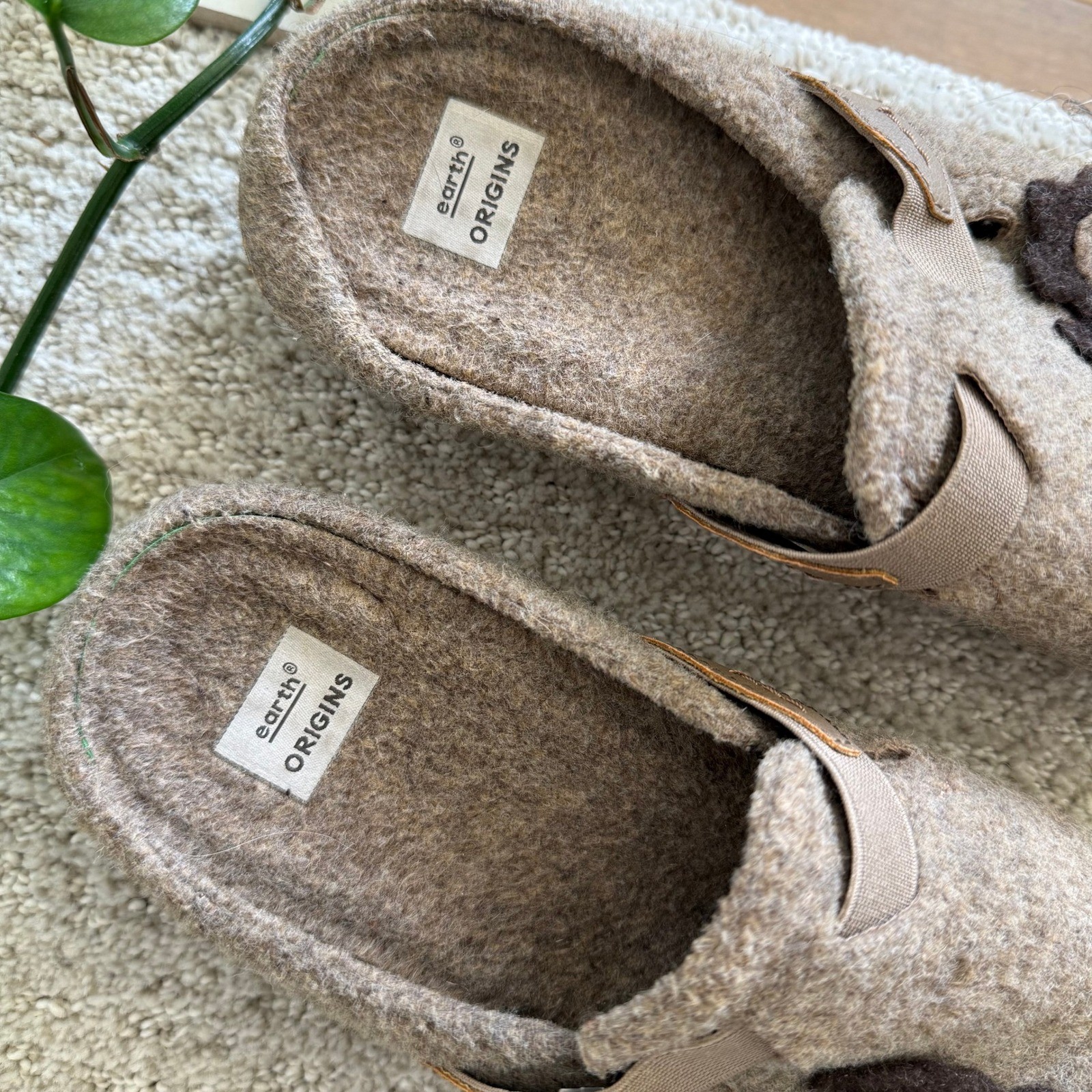 Earth Origins AURORA JACKIE Women 10 Felt Floral Clog MULE Slippers Cork OATMEAL