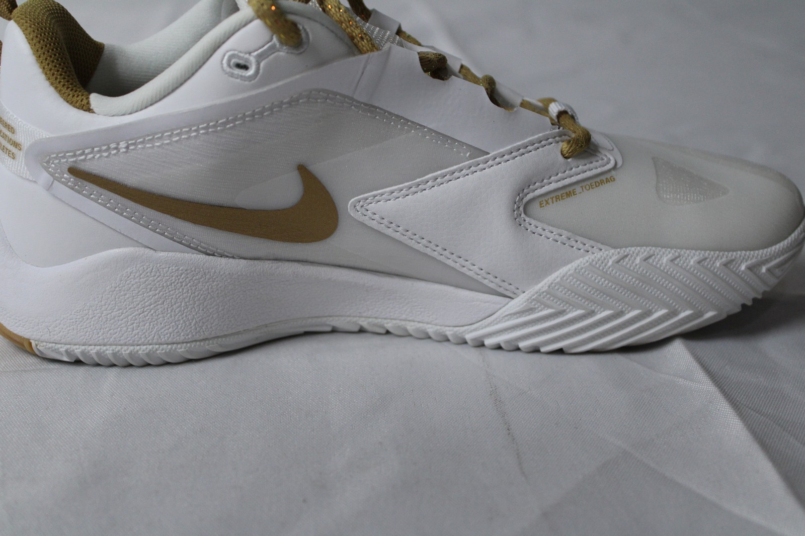 Nike Adults HyperAce 3 Volleyball Shoe JL3 White/Gold Size US:7.5W/6M UK:5W/5.5M