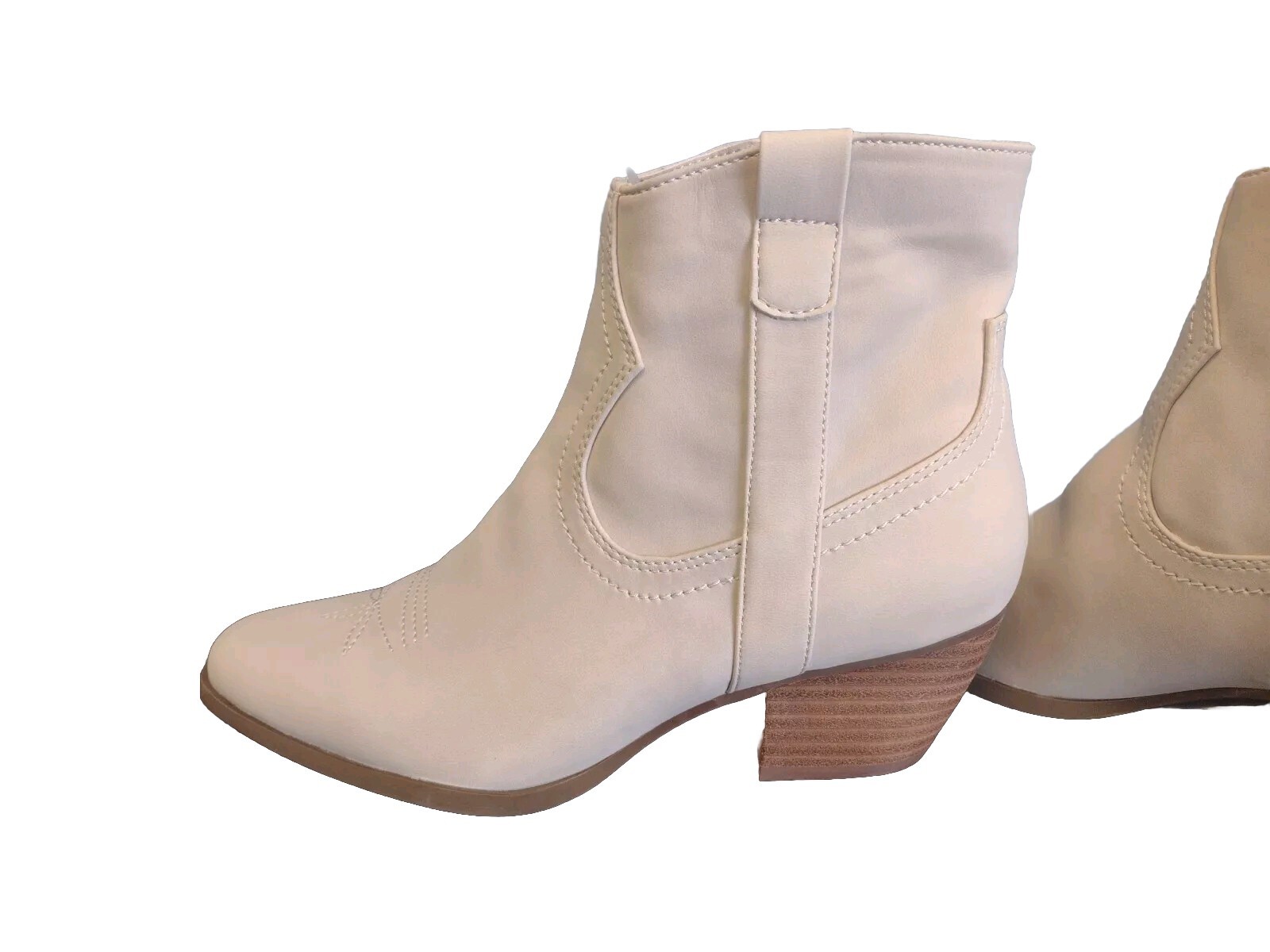 Dolce Vita Western Boots Woman’s 8.5 Ankle Beige Smooth Faux Suede Cowboy Shoes