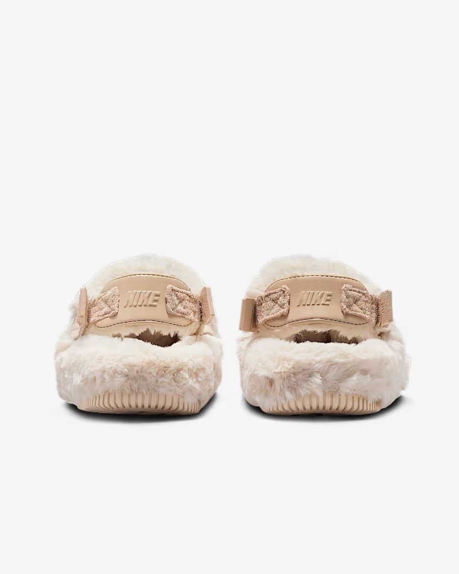 Nike Women Clogs Slippers Comfy Faux Fur Beige Size: 9 New