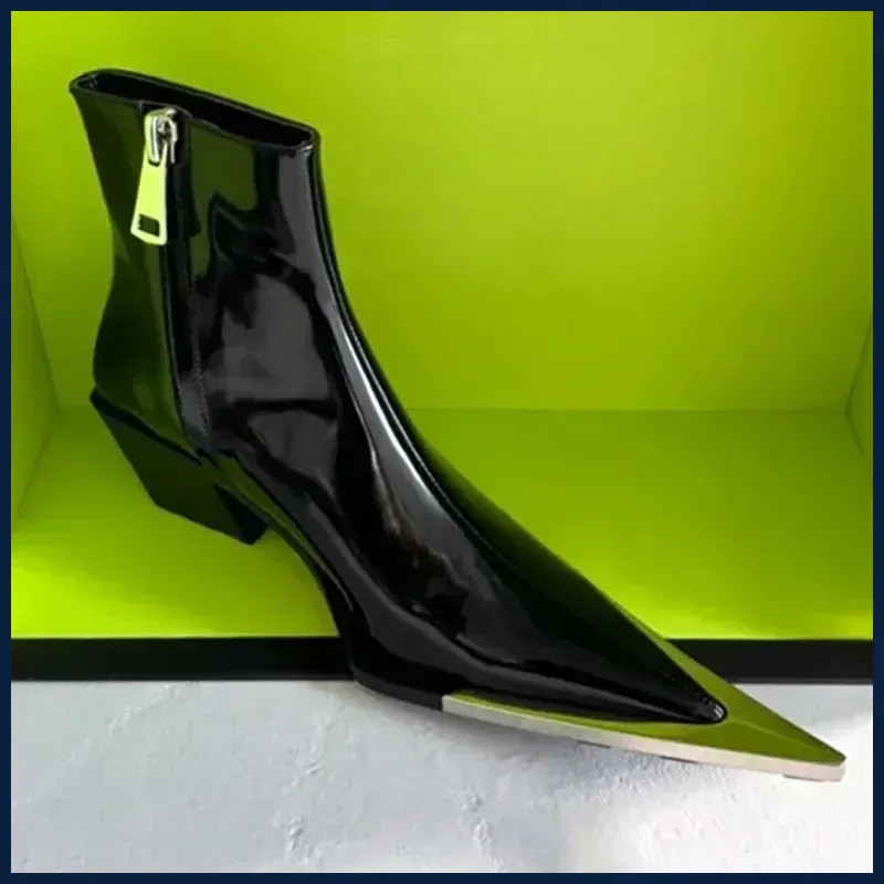 Luxury Designer Pointed Toe Chelsea Boots Women 2025 Fall Chunky Heel Metal Toe