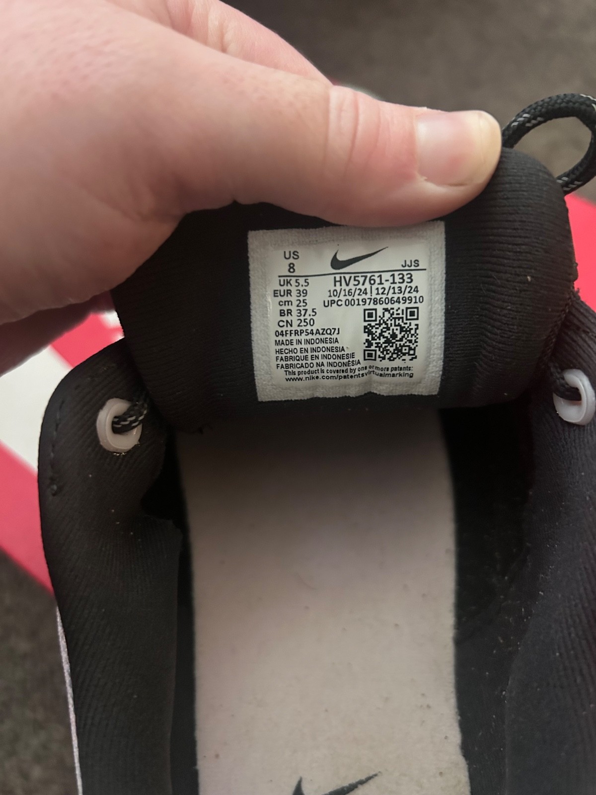 Size 8 – Nike Air Max Portal Dawn W like NEW only tried on indoors
