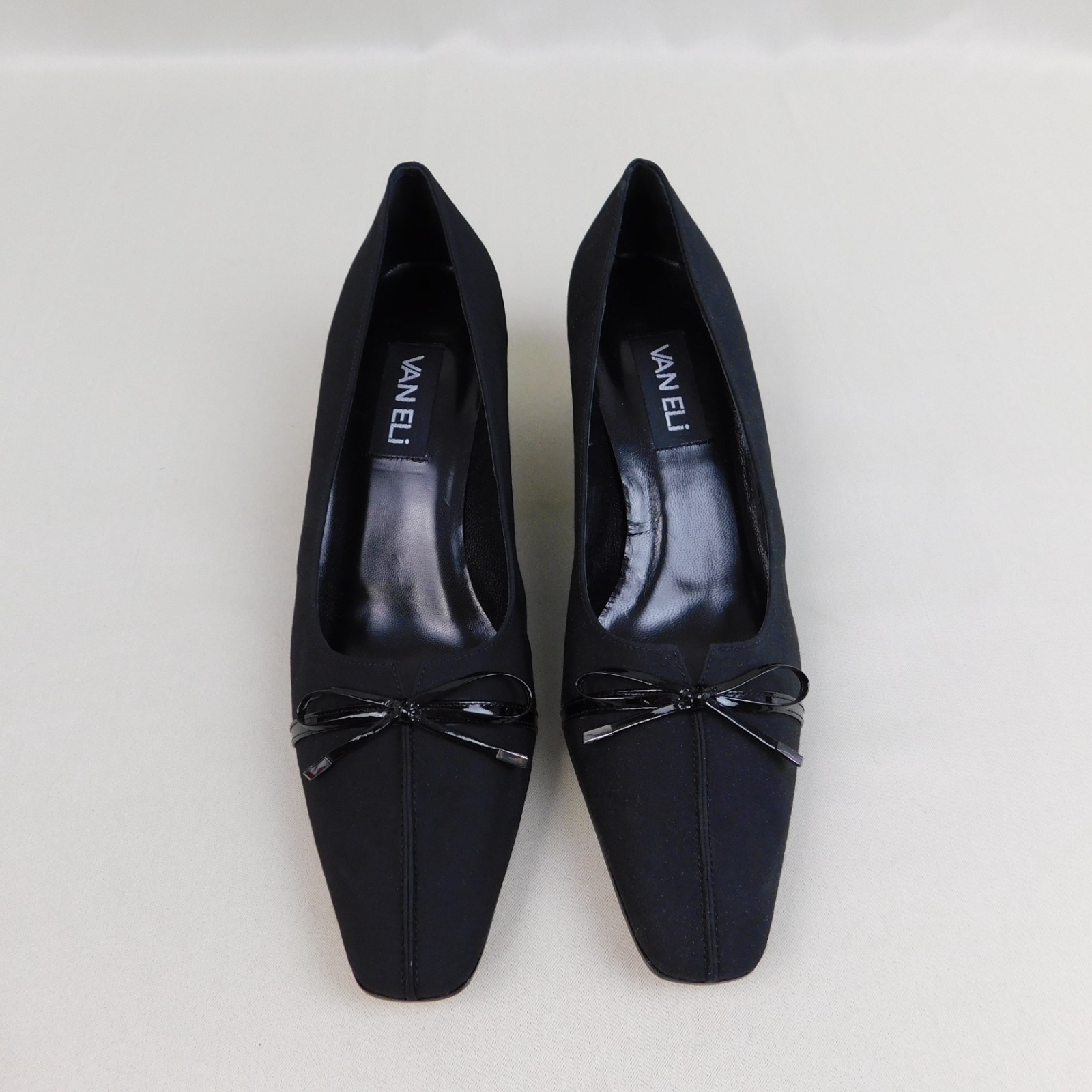 Vintage Vaneli Rhea Flared Block Heel Leather Square Toe Bow Pumps Black 9.5C