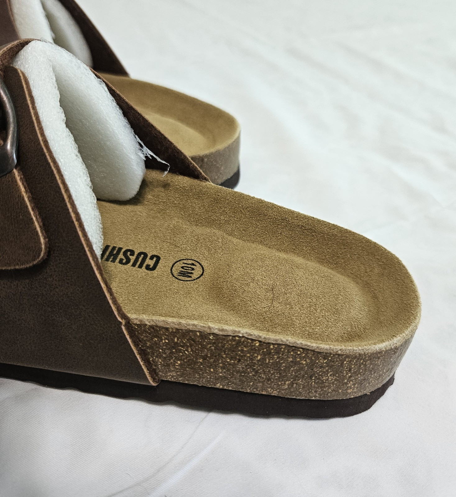 Cushionaire Womens 10M Cork Footbed Sandals Lane Brown Oily Double Buckle