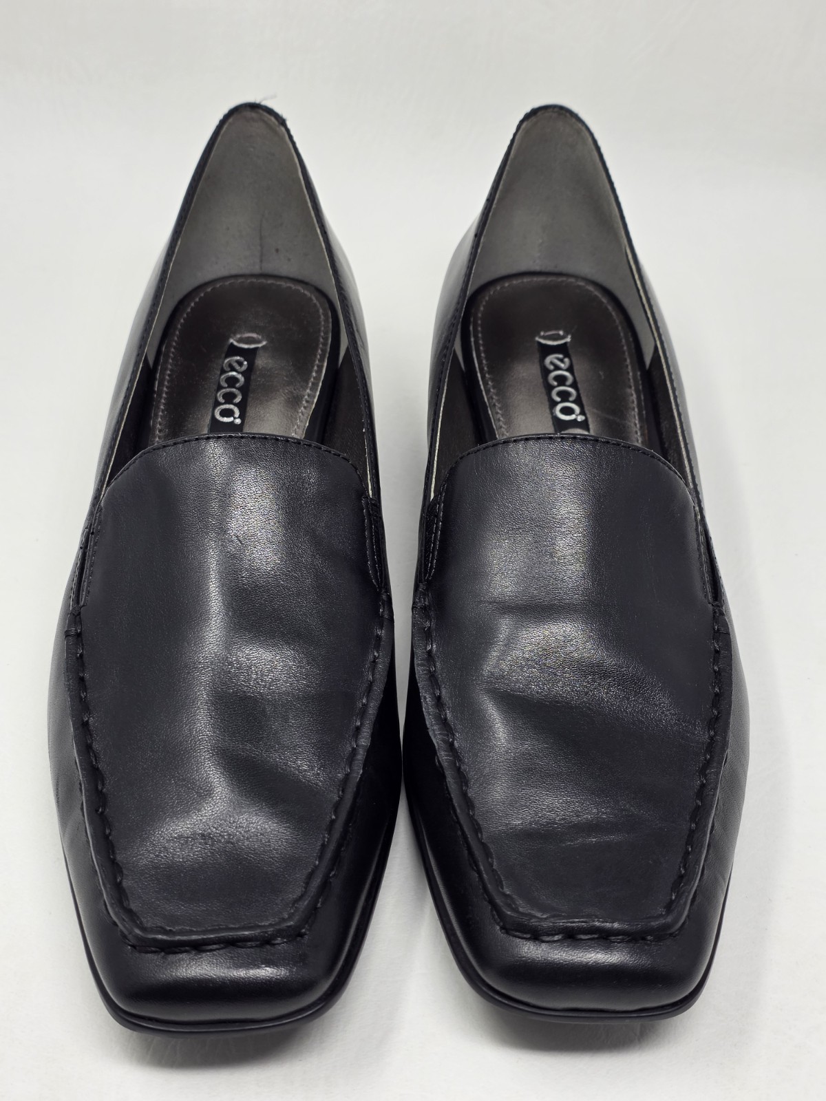 Ecco Women’s Size EU 41 US 10-10.5 Black Leather Flats Shoes Loafers Pre-owned