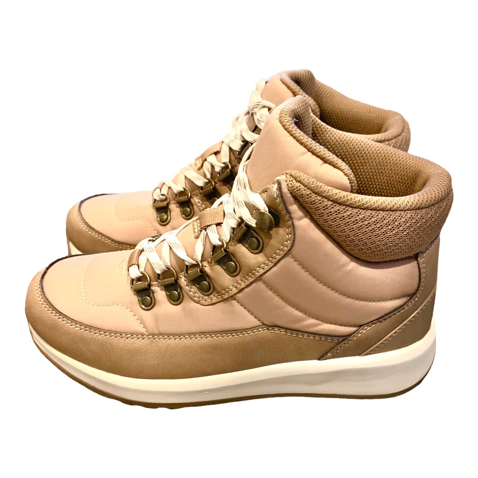 {UNIVERSAL THREAD} Boots Beige-Tan Snow/Hiking/Winter/Comfort/Vegan Womens ~6.5